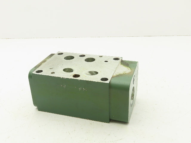 Sun Hydraulics 9KW9-A2 Aluminum Manifold Block for D08 Directional Valve