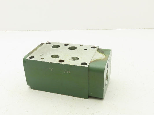 Sun Hydraulics 9KW9-A2 Aluminum Manifold Block for D08 Directional Valve