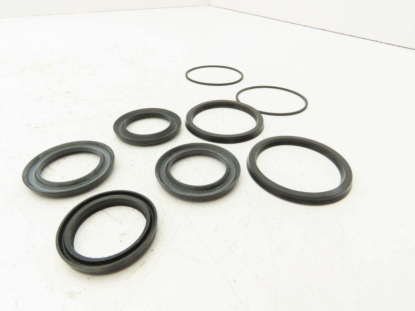 Lynair LH-2-1/2A04-2-1-3/8 Hydraulic Cylinder Rod Seal Kit