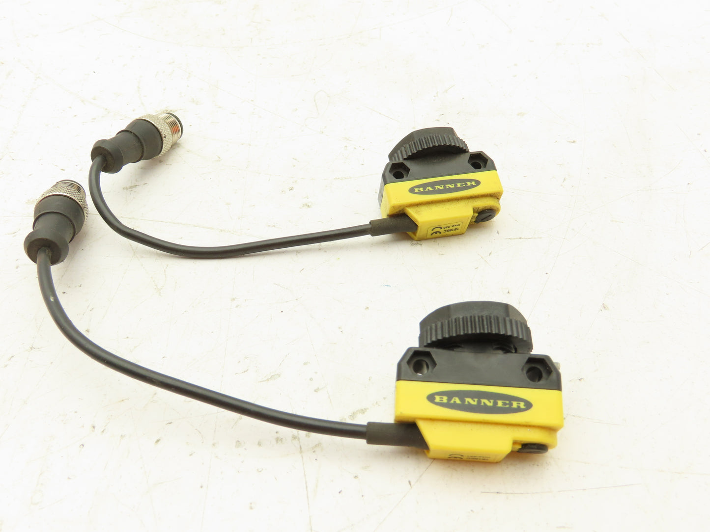 Banner QS18VP6LPQ5 Photoelectric Sensor 10-30VDC 100MA 3.5M Range LED Lot Of 2