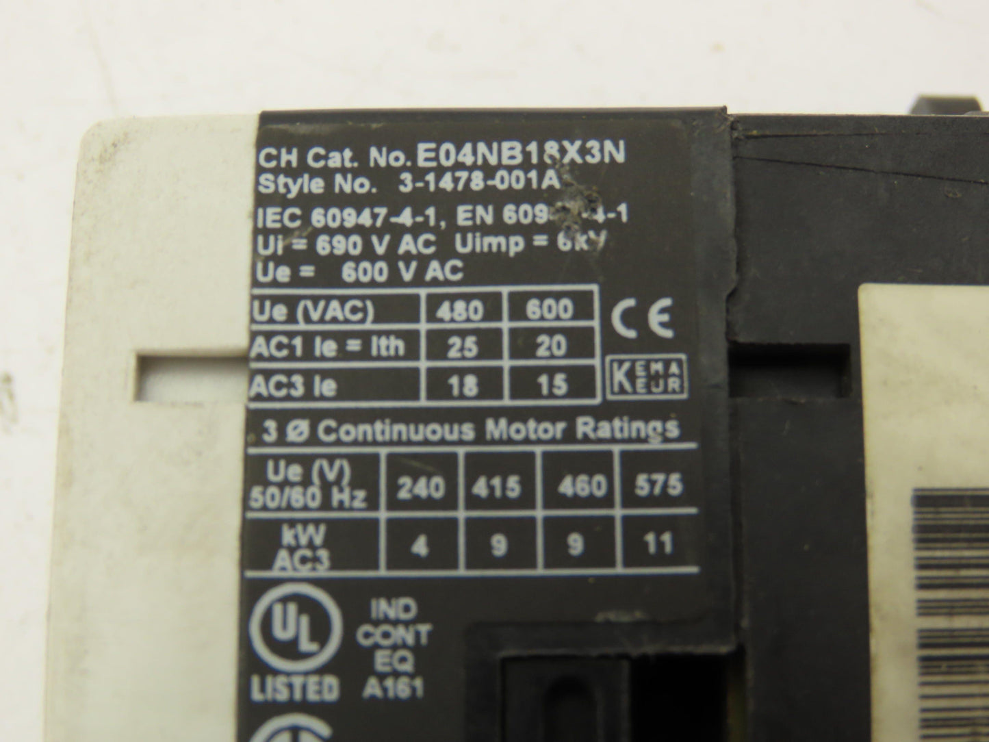 Eaton E04NB18X3N Contactor 3P Contact Block w/Coil Controller 24VDC E02NBXCXNN