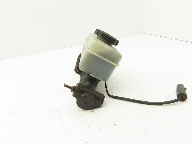 Hyster E45XM-33 Forklift Master Brake Cylinder