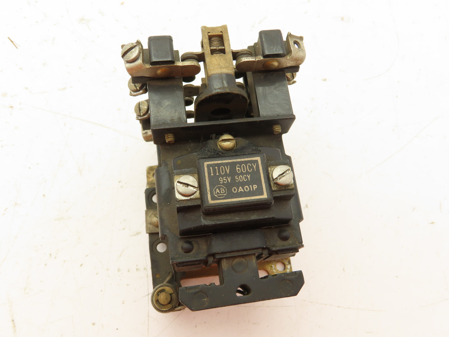 Allen-Bradley 700-B220A11 AC Control Relay 600VAC Nema A600 Ser.A