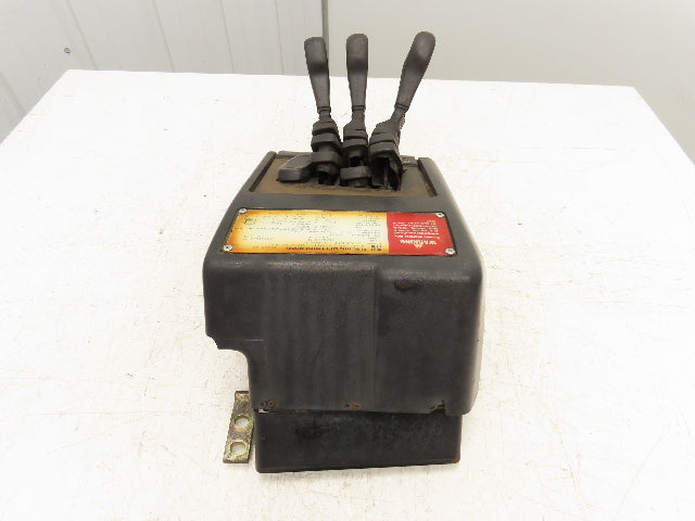 Hyster E60XM-33 Forklift Three Lever Control Unit