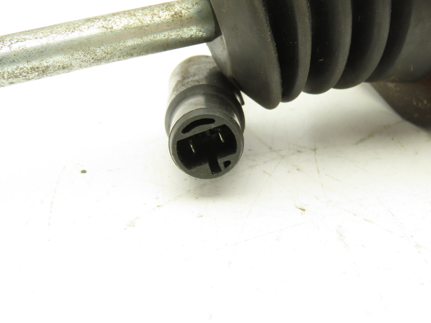 Hyster E60XM-33 Forklift Master Brake Cylinder