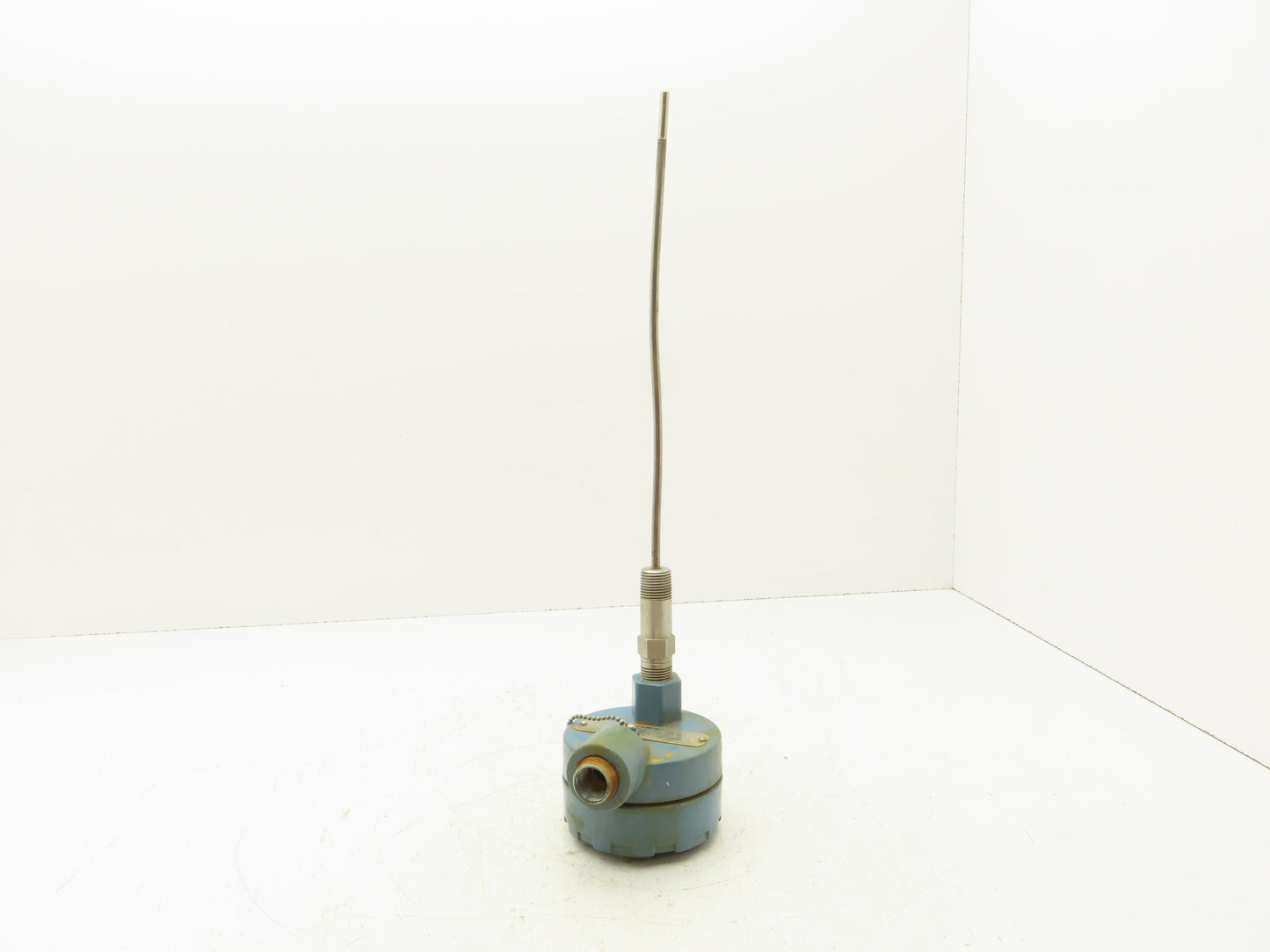 Rosemount 68 Temperature Sensor 12" Probe CF6-TE/TW-3305 Explosion Proof Head