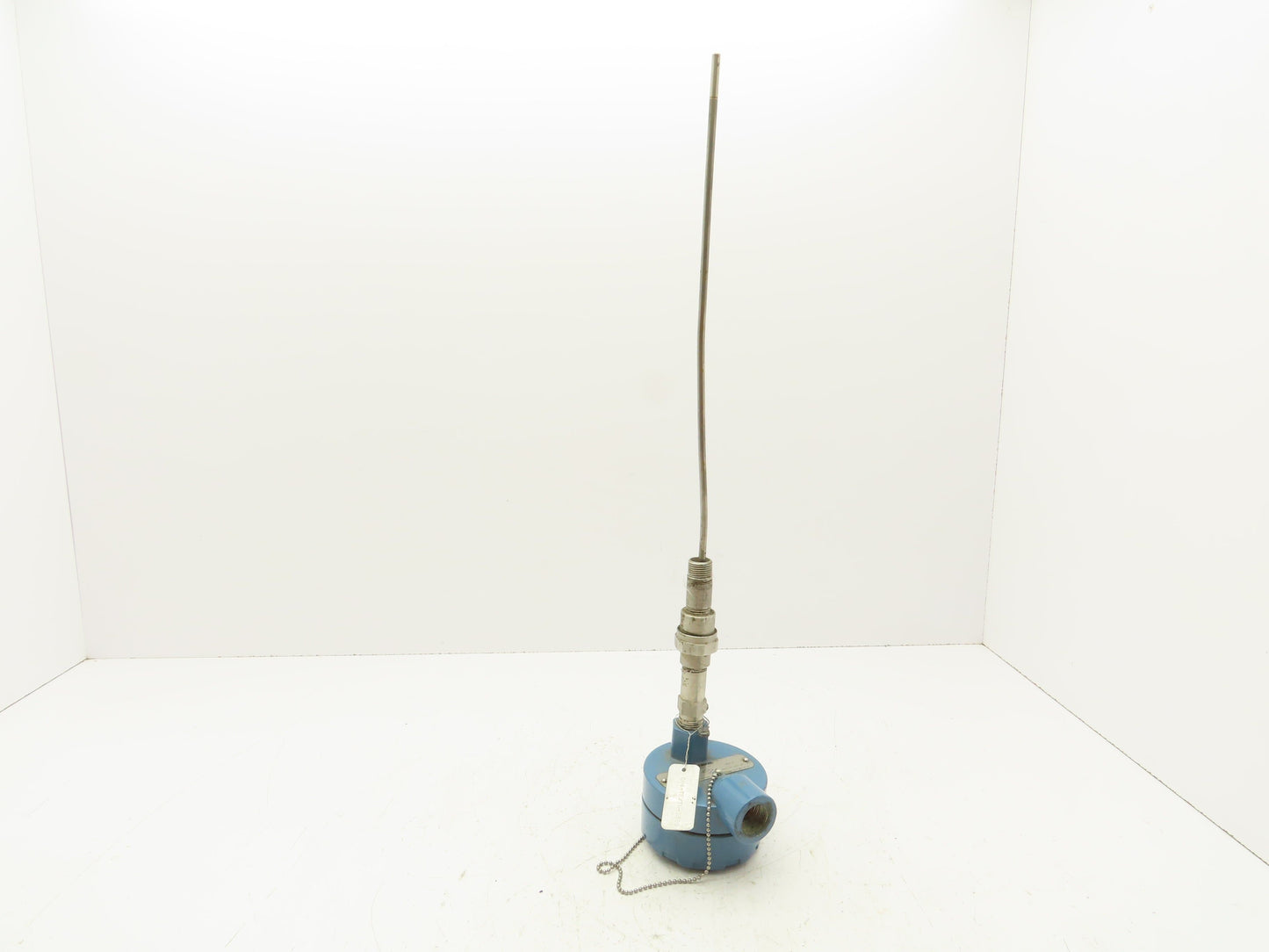 Rosemount 68 Temperature Sensor 18" Probe CM4-TE/TW-1329 Explosion Proof Head