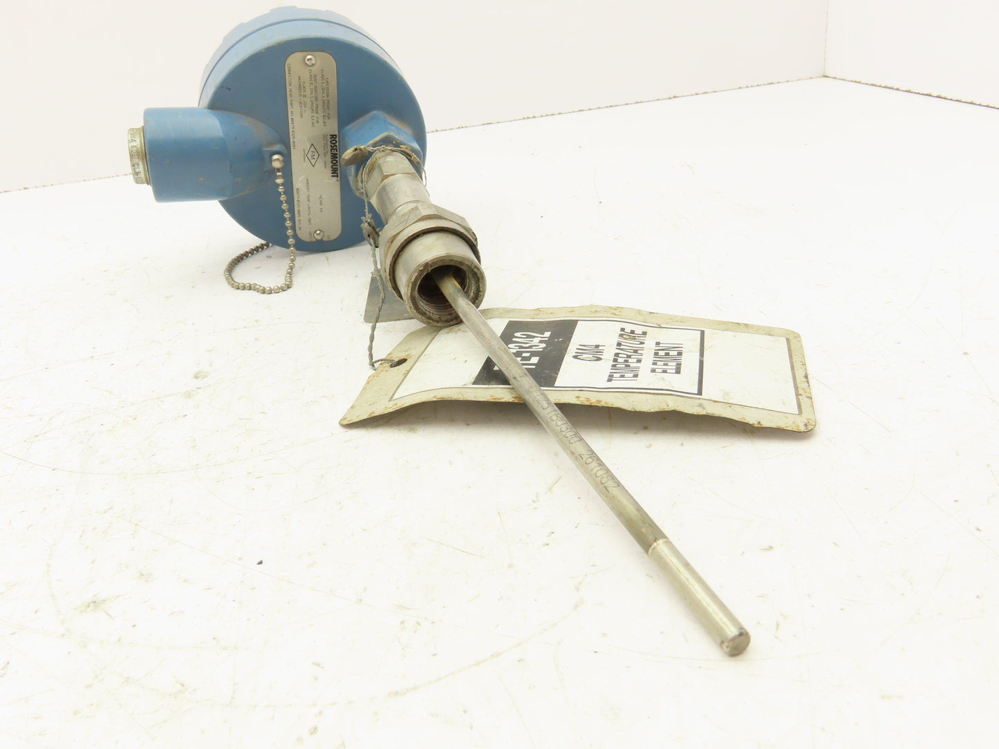 Rosemount 68 Temperature Sensor 8" Probe CM4-TE-1342 Explosion Proof Head