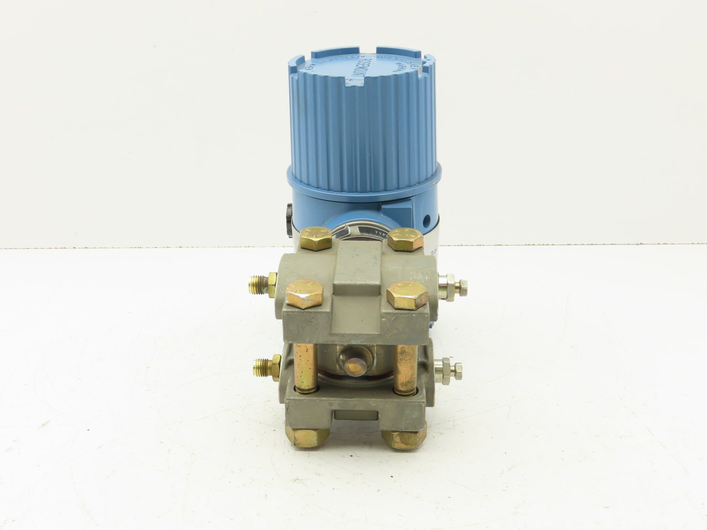 Rosemount 3051 D1A21S1I5D3 Smart Pressure Transmitter 0 to 5" WC 1/4" Manifold