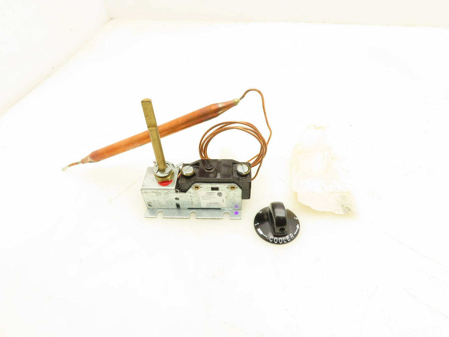 Johnson Controls A19AGA-7 Temperature Thermostat Switch Trane Lot of 3