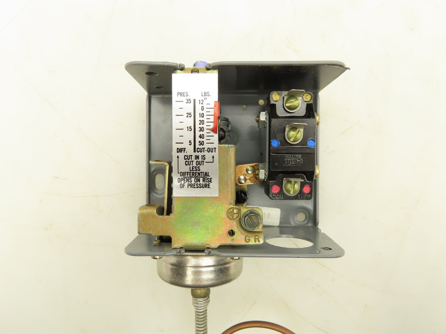 Johnson Controls P70EC-2 Pressure Control 50PSI 1/4" Flare Connector SPDT