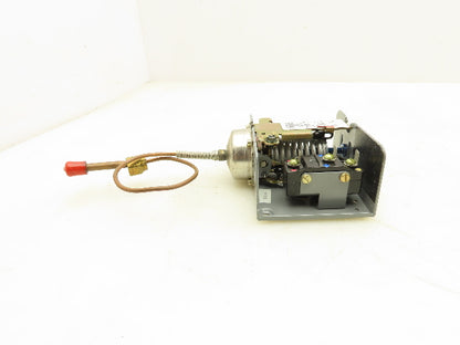 Johnson Controls P70EC-2 Pressure Control 50PSI 1/4" Flare Connector SPDT