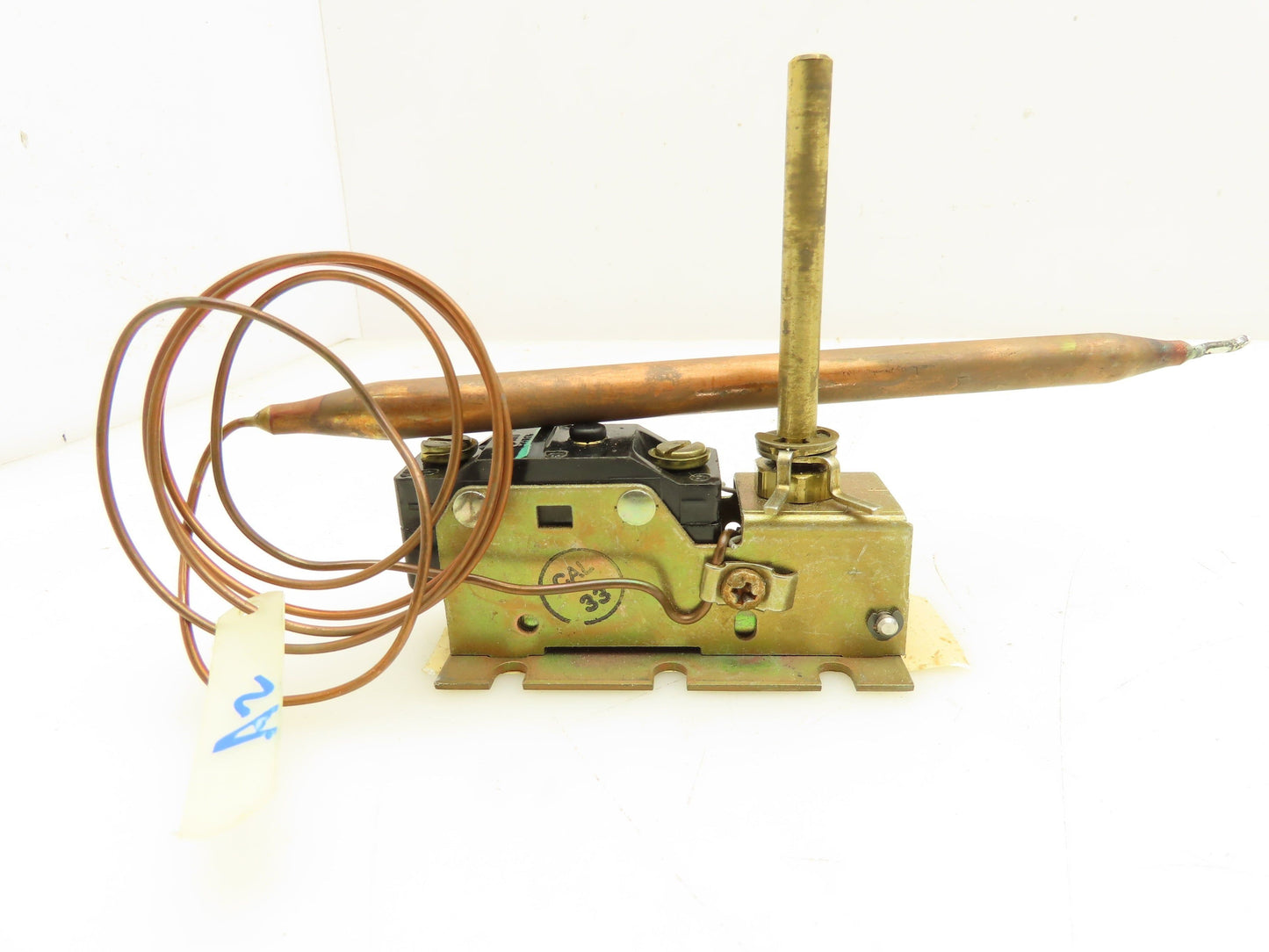 Trane CNT0016 Adjustable Temperature Control 60-90°F SPST Lot Of 2