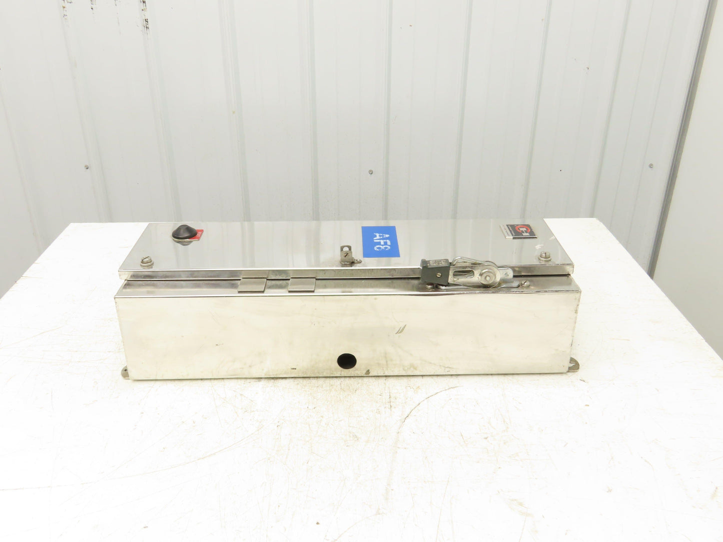 Cutler Hammer A30CWA0 Combination Motor Starter Size 1 Stainless 10Hp Non Fused