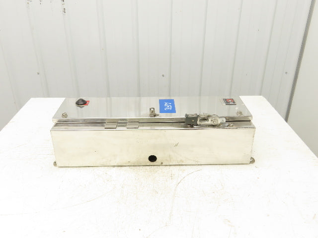 Cutler Hammer A30CWA0 Combination Motor Starter Size 1 Stainless 10Hp Non Fused