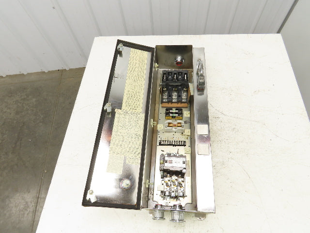 Cutler Hammer A30CWA0 Combination Motor Starter Size 1 Stainless 10Hp Non Fused