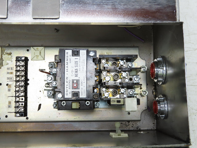 Cutler Hammer A30CWA0 Combination Motor Starter Size 1 Stainless 10Hp Non Fused