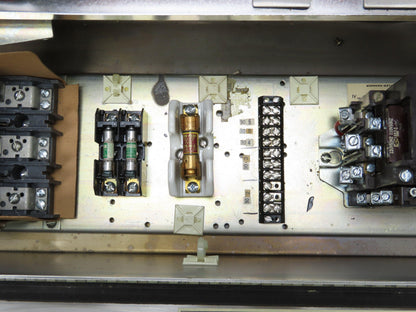 Cutler Hammer A30CWA0 Combination Motor Starter Size 1 Stainless 10Hp Non Fused