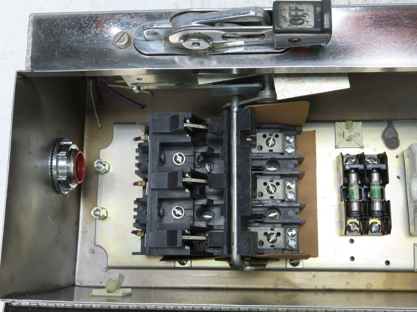 Cutler Hammer A30CWA0 Combination Motor Starter Size 1 Stainless 10Hp Non Fused