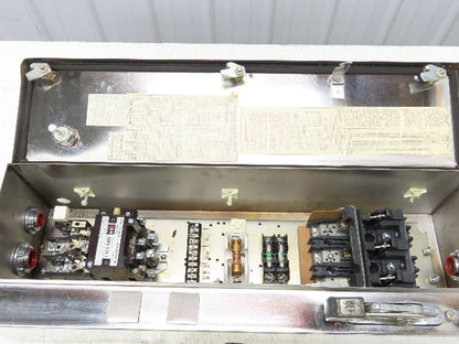 Cutler Hammer A30CWA0 Combination Motor Starter Size 1 Stainless 10Hp Non Fused