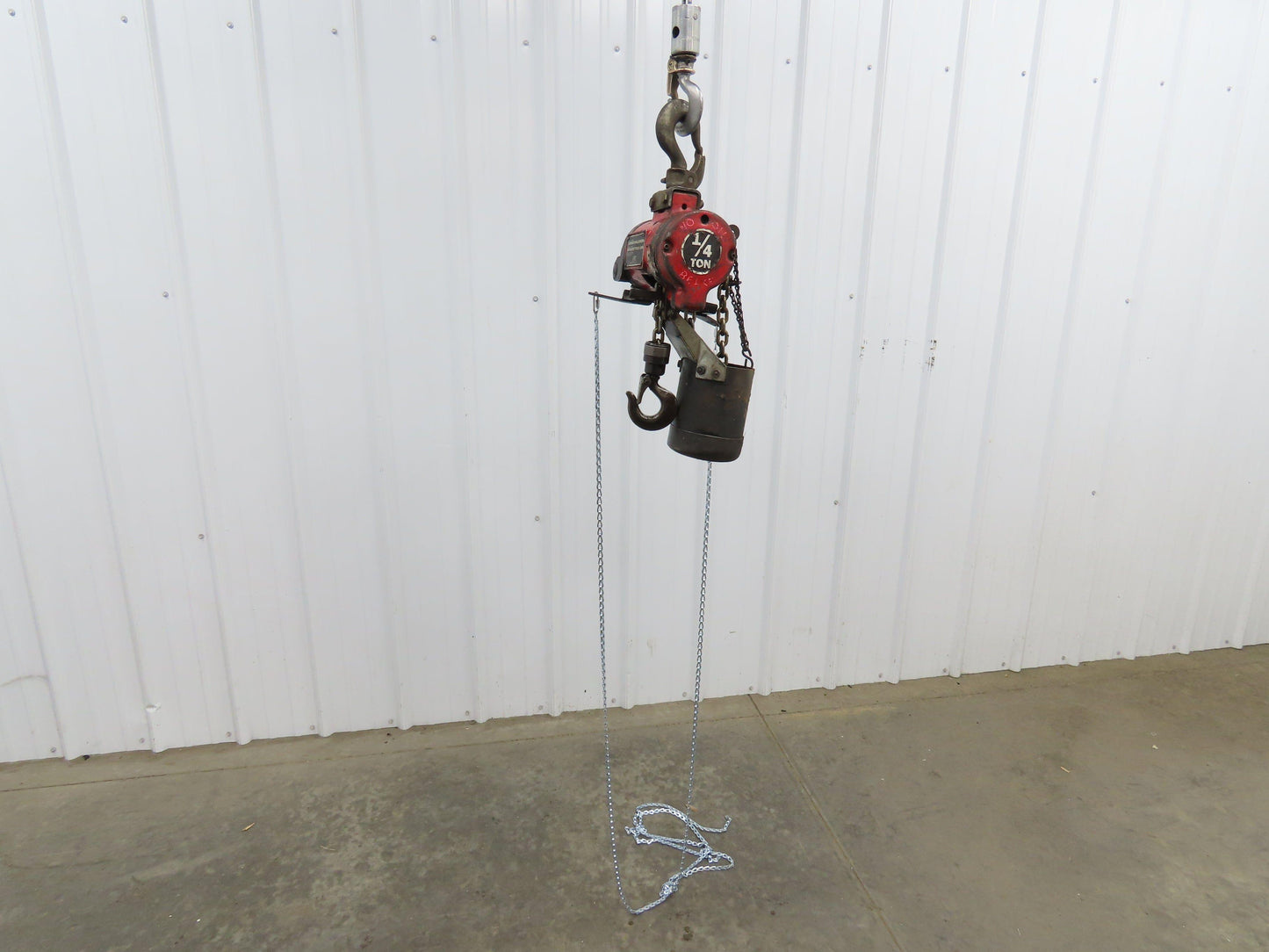 Aro R 1/4 Ton 500lb Pneumatic Air Chain Hoist 7'8" Lift Travel Pull Chain