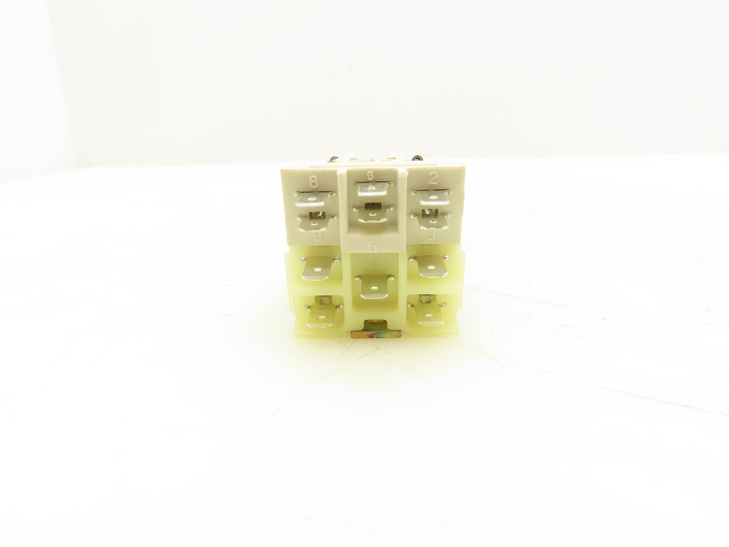 Trane RL 0777 Essex Relay 125-250V 10A 60HZ