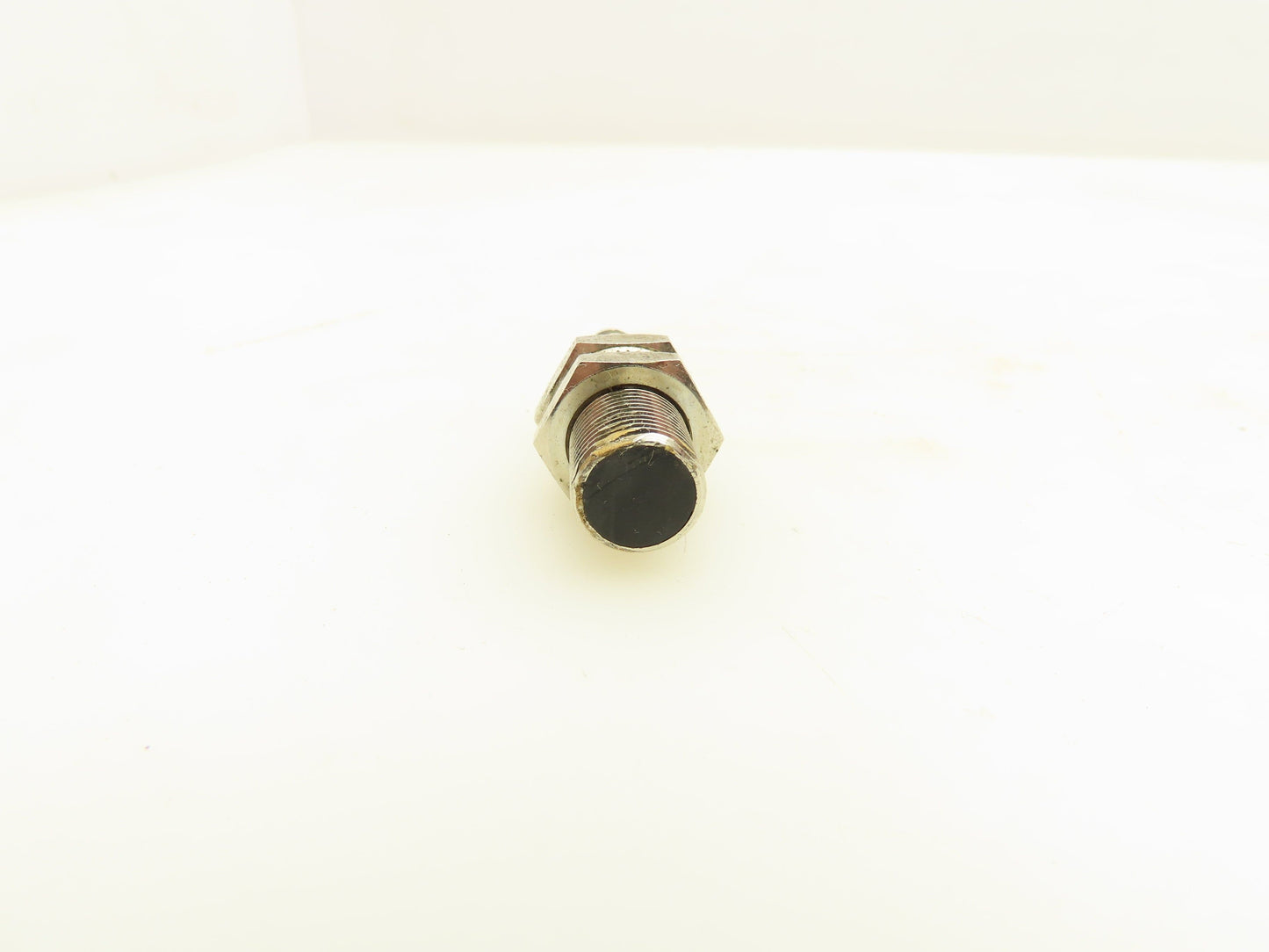 Allen Bradley 872C-MH4NP12-P3 Inductive Proximity Sensor 4mm Range Lot of 2