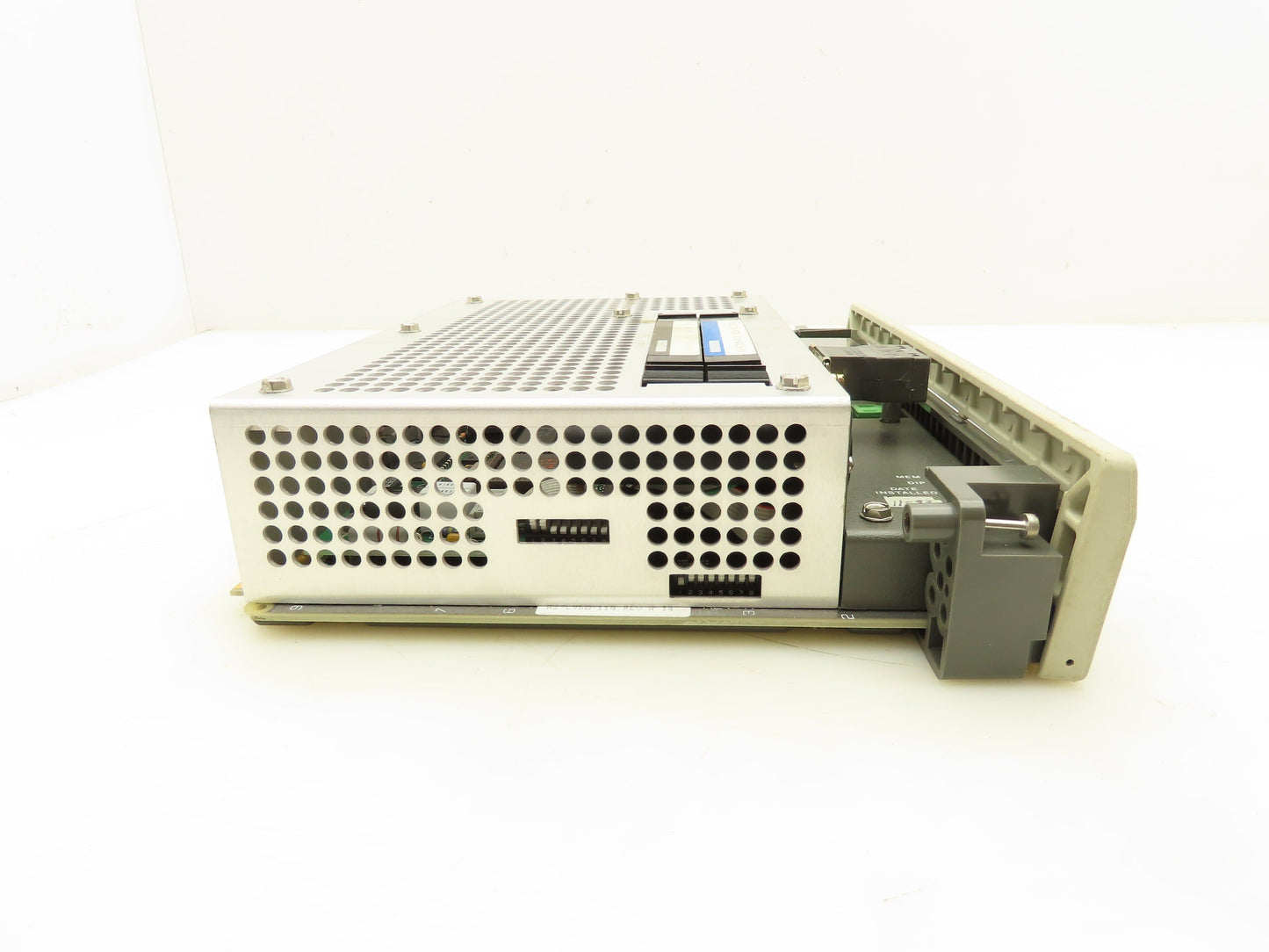 Modicon/AEG PC-984-385 Programmable Controller 385 120/220V .5/.25A