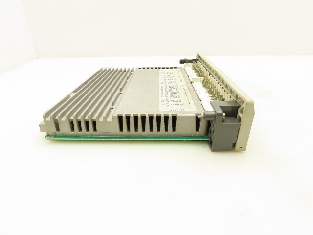 Modicon/AEG AS-B807-132 Input Module 120VAC 32 Point Lot Of 3