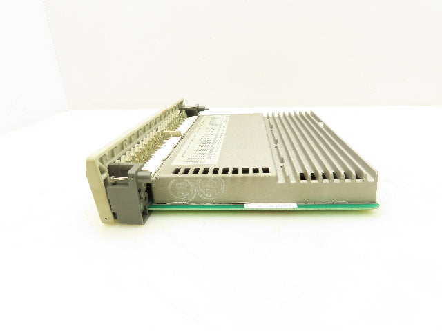 Modicon/AEG AS-B807-132 Input Module 120VAC 32 Point Lot Of 3