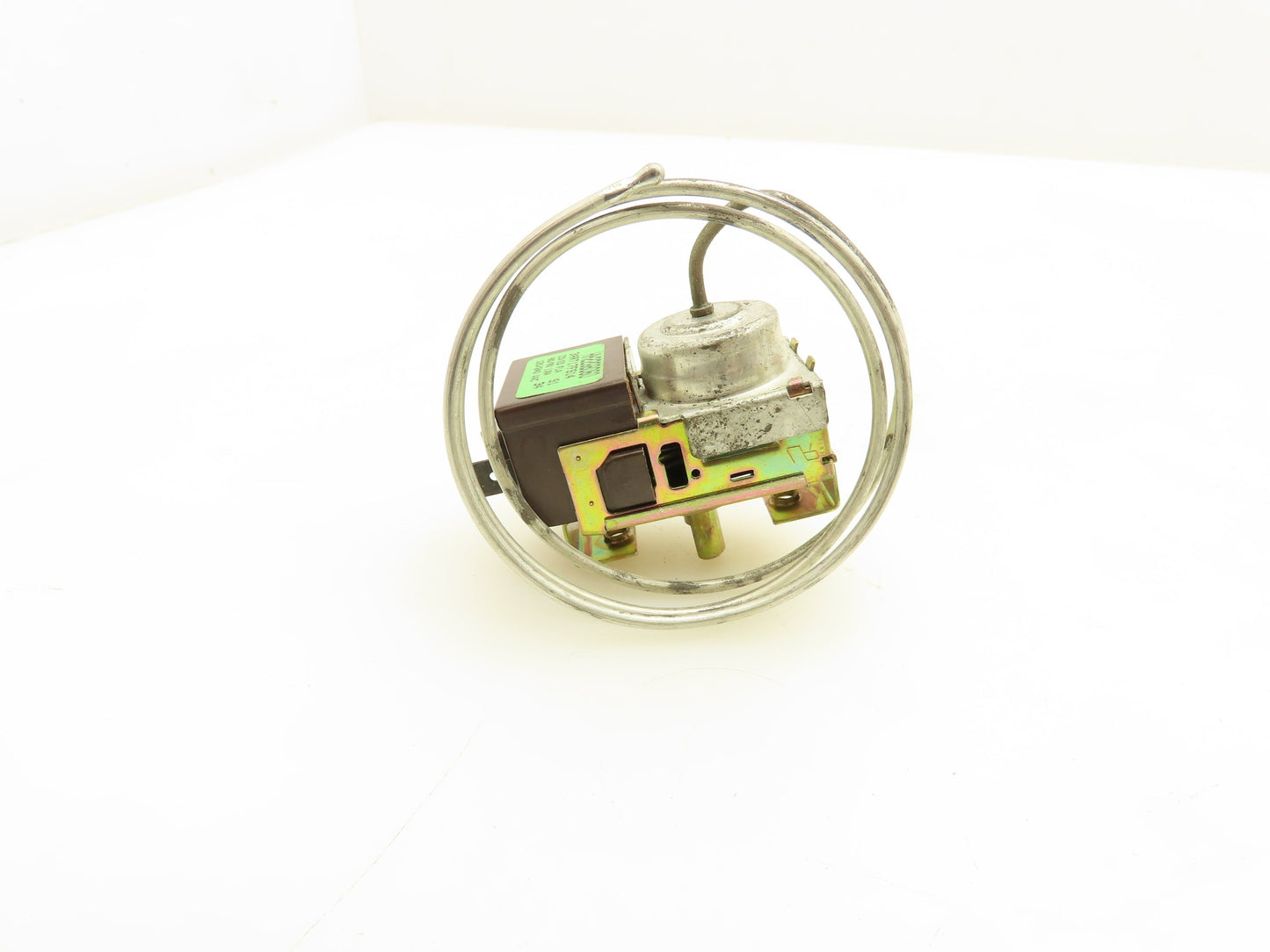 GE General Electric HH22GB060 Temperature Switch SPST 120/240V