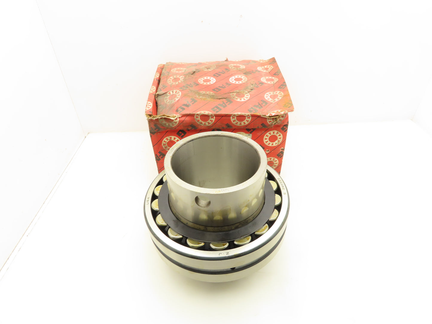 FAG 22226E Spherical Roller Bearing 130x230x64mm