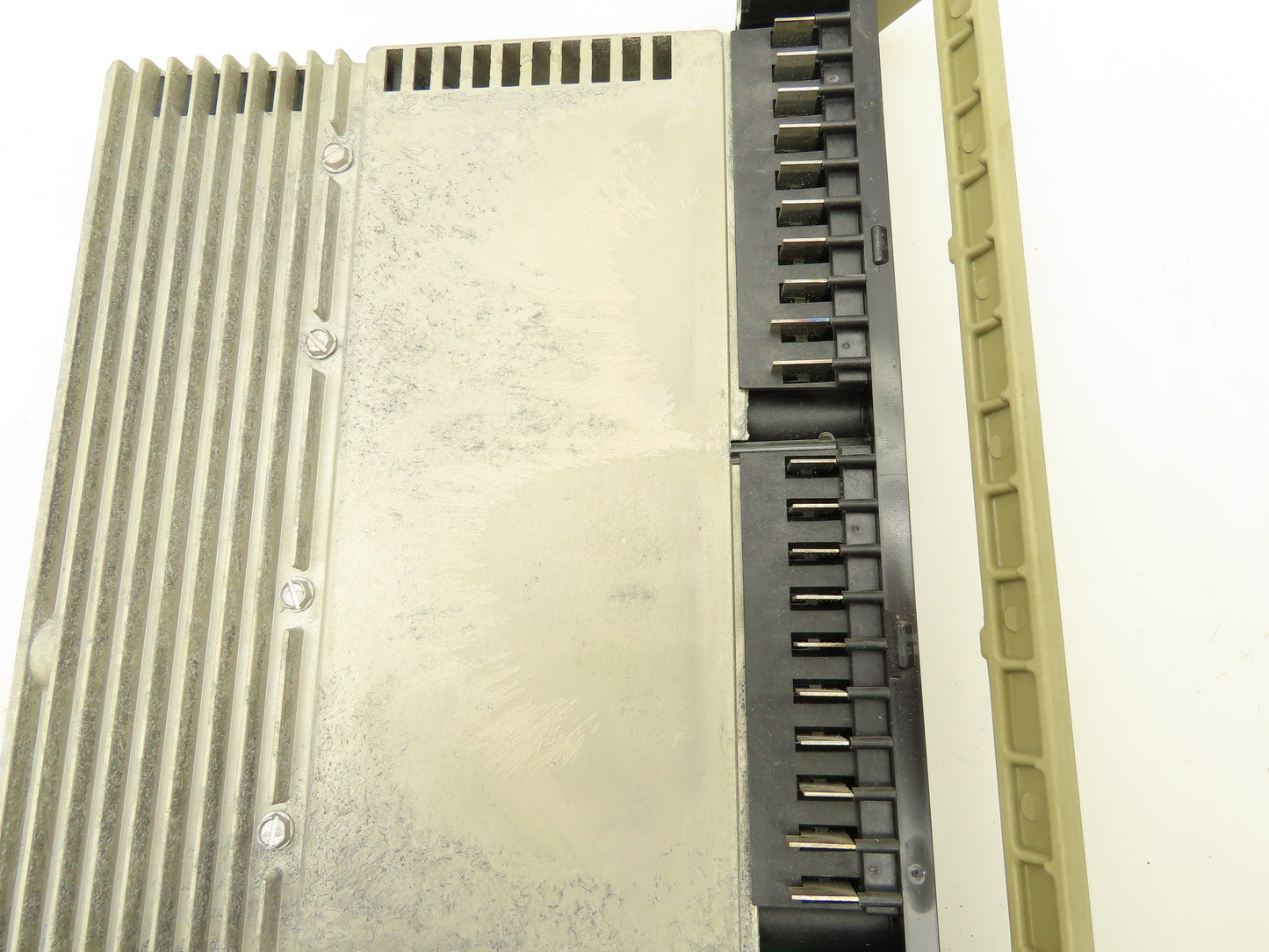 Gould AS-B804-016 Output Module 115V 16 Point Lot Of 2