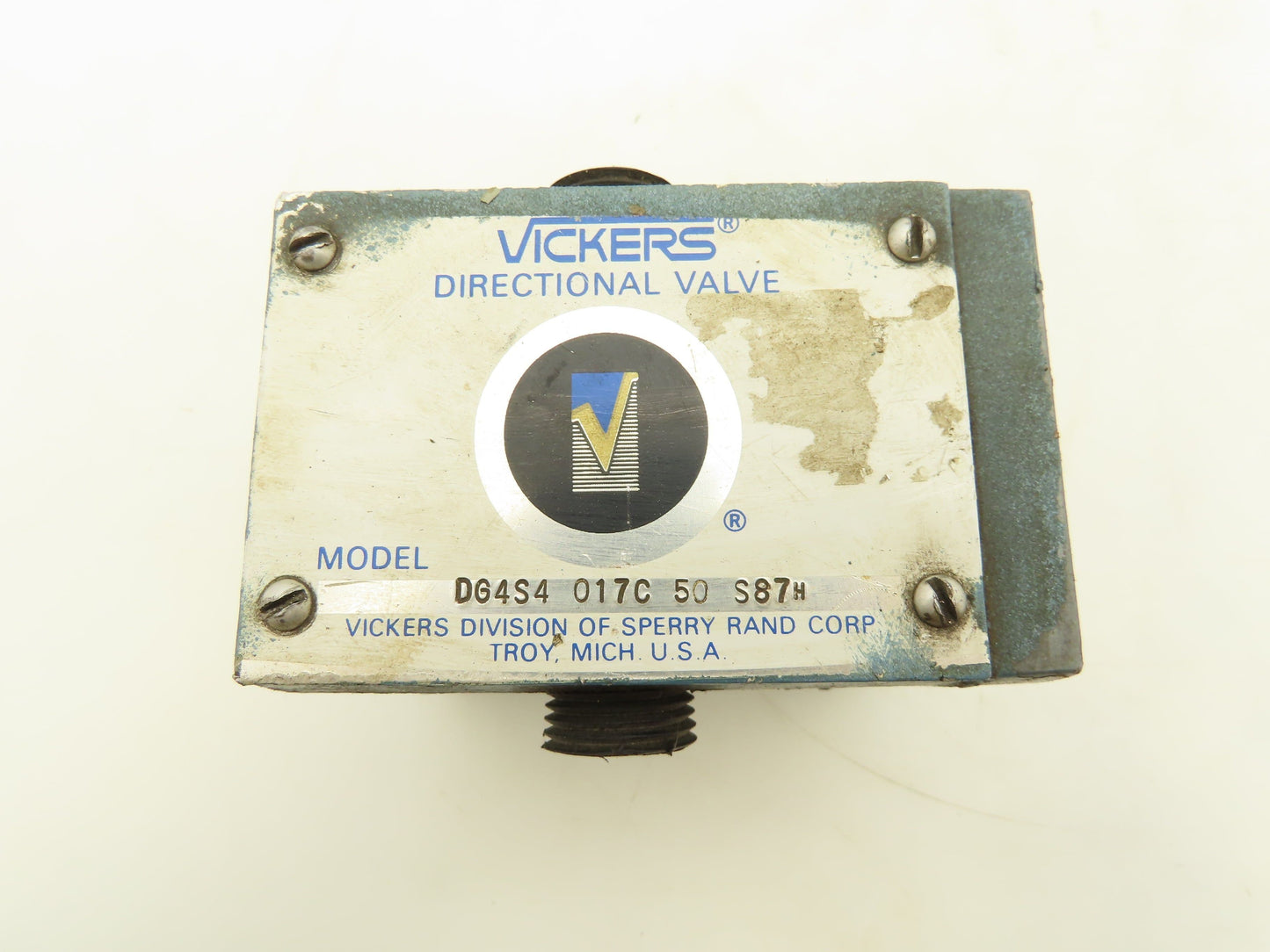 Vickers DG4S4 017C 50 Solenoid Operated Directional Control Valve