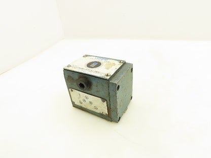 Vickers DG4S4 017C 50 Solenoid Operated Directional Control Valve