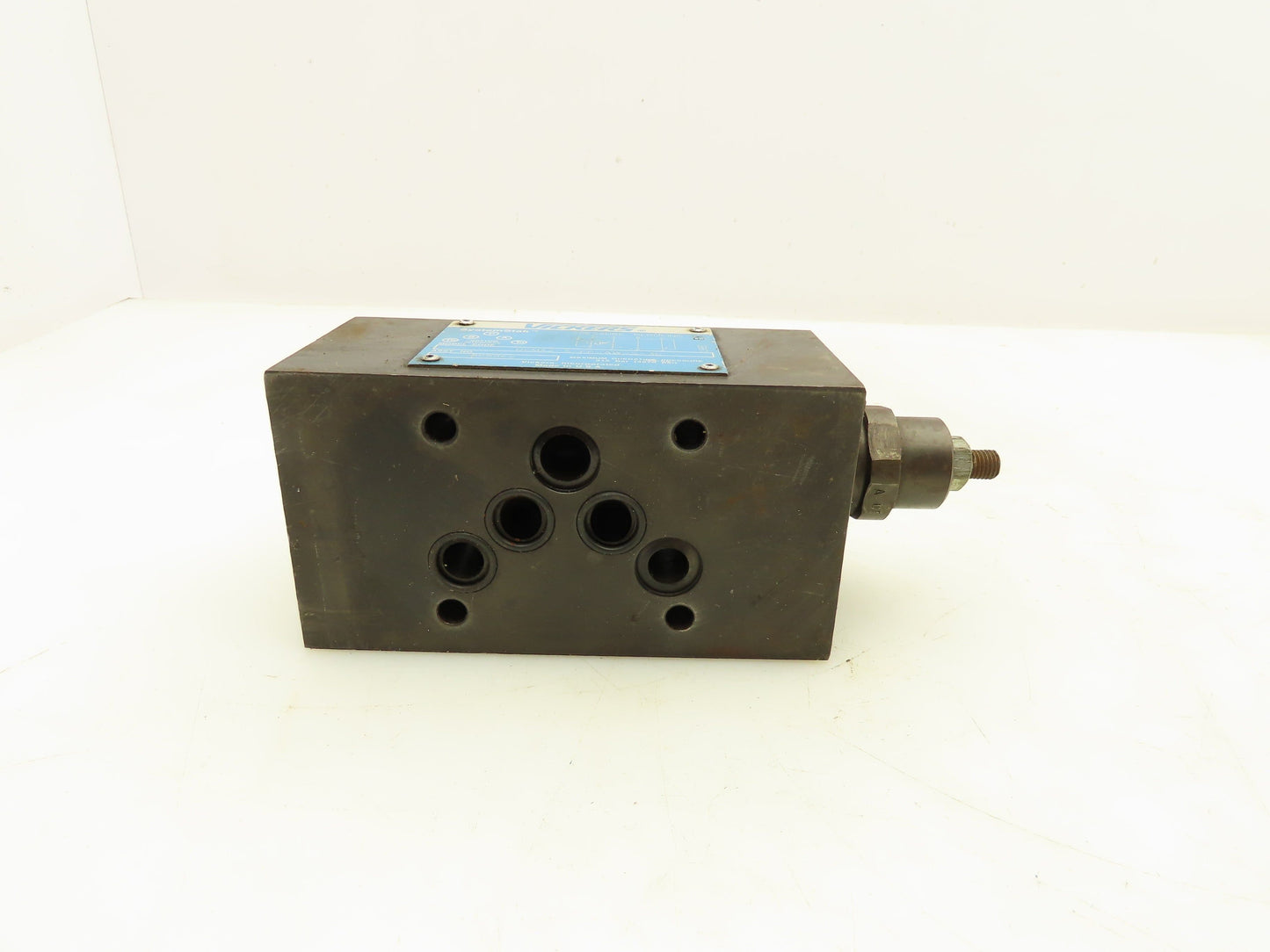 Vickers DGMX2-5-PP-AW-S-30 SystemStak Hydraulic Reducing Valve 4570 psi