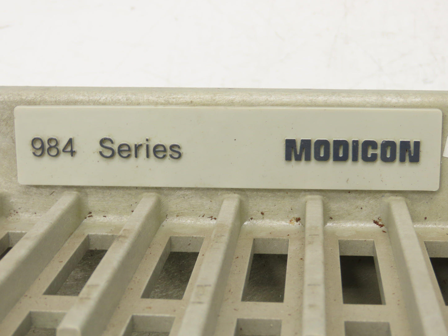 Modicon /AEG AS-H827-209 Series 984 11-Slot Chassis Rack
