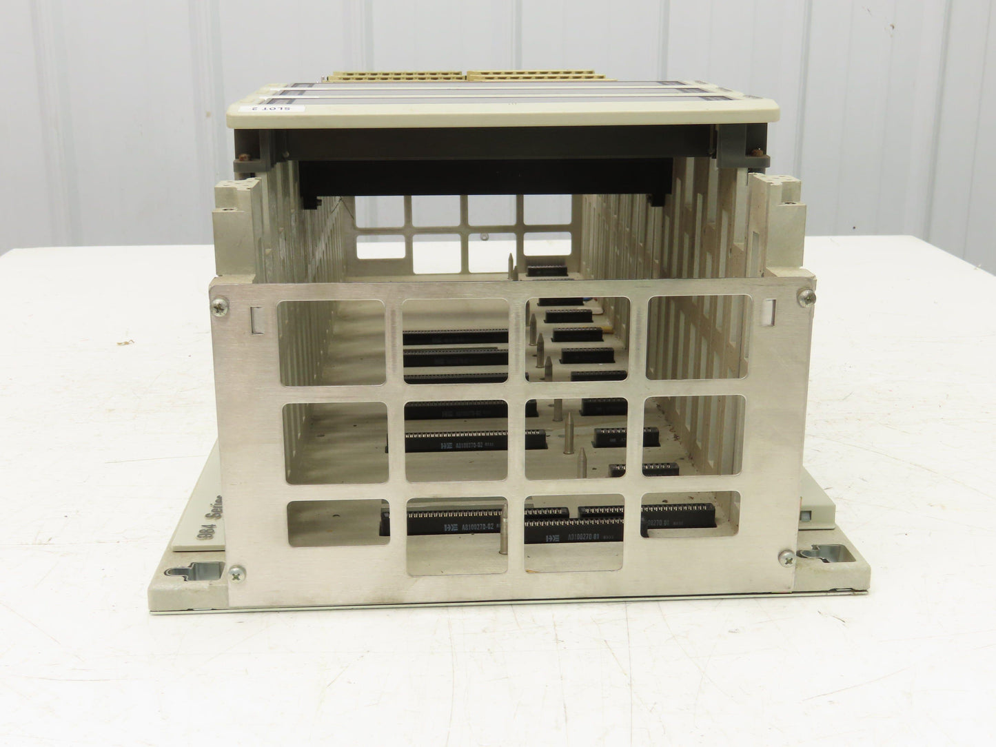 Modicon /AEG AS-H827-209 Series 984 11-Slot Chassis Rack