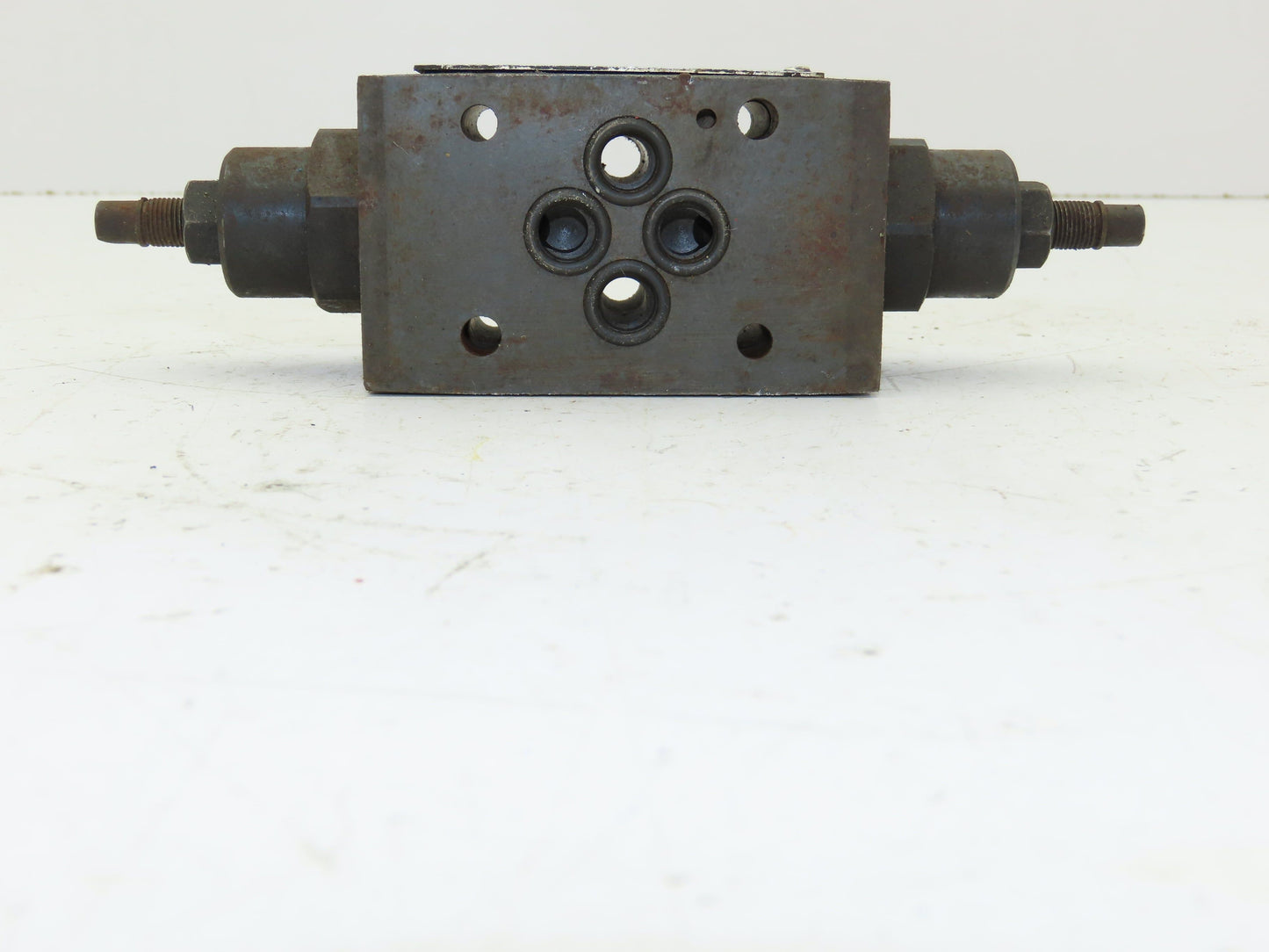 Vickers DGMFN-3-Y-A1W-B1W-41J Hydraulic Flow Control Valve