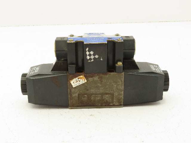 Vickers DG4V-3-7C-M-P2-B-7-50 Solenoid Operated Directional Valve 120V