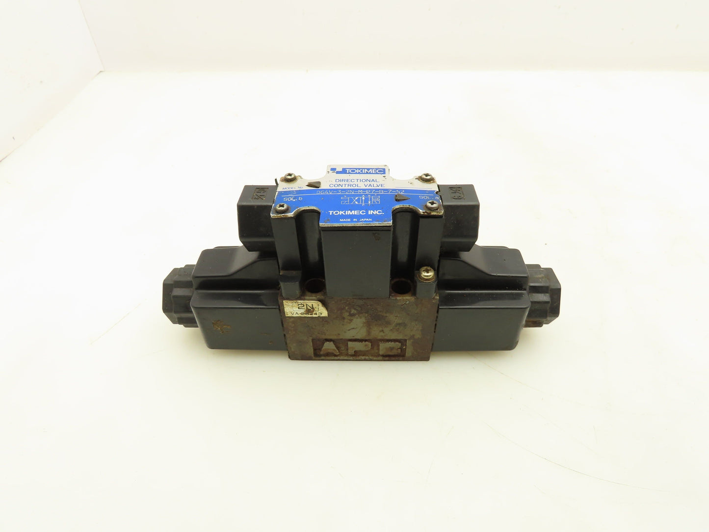 Tokimec DG4V-3-2N-M-P7-B-7-52 Hydraulic Directional Control Solenoid Valve 120V