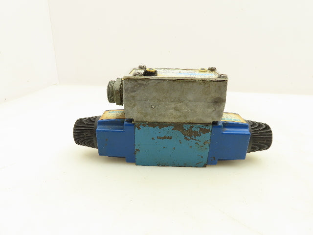Vickers DG4V-3-2C-M-WLB-40 Hydraulic Directional Control Solenoid Valve 110/120V