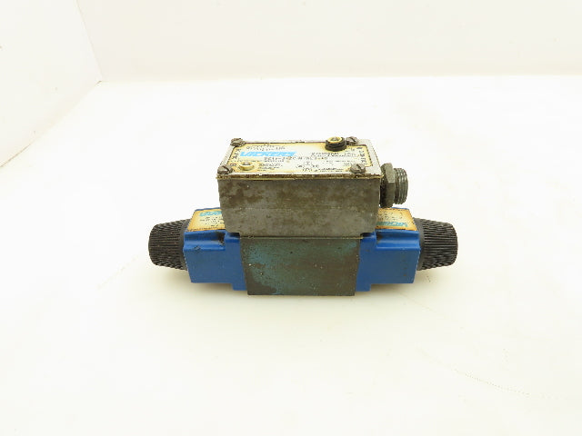 Vickers DG4V-3-2C-M-WLB-40 Hydraulic Directional Control Solenoid Valve 110/120V