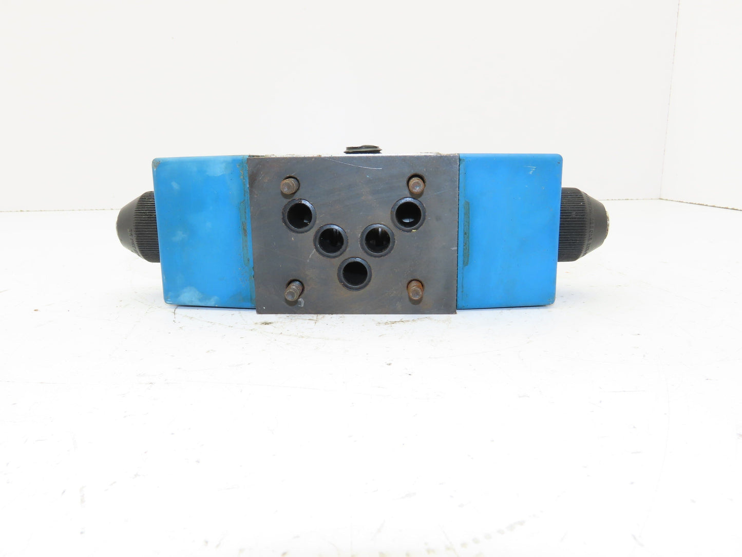 Vickers DG4S4L-012A-B-60 Hydraulic Directional Control Solenoid Valve 110/120V