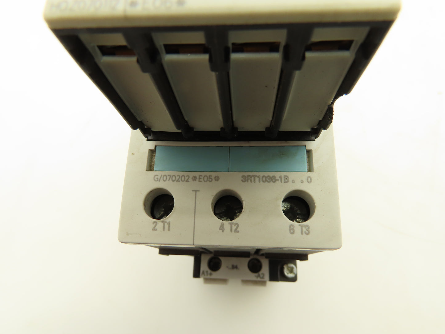 Siemens 3RT1036-1BB40 Motor Starter Contactor 460VAC 40HP Aux Relay 24VDC Coil