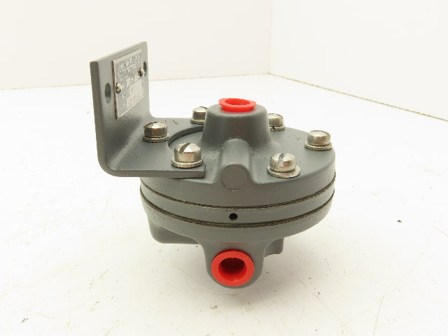 Moore 4297-114/8PC pneumatic relay 1:4 Ratio Amp Red 1/4" NPT