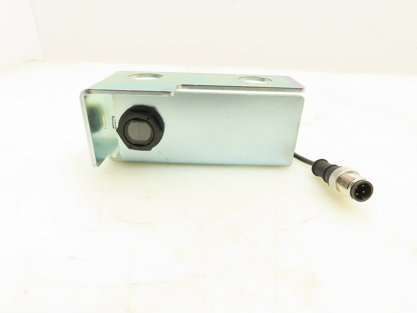 Banner QS18VP6LPQ5 Photoelectric Sensor W/ Mounting Bracket Reflector