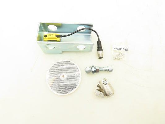 Banner QS18VP6LPQ5 Photoelectric Sensor W/ Mounting Bracket Reflector
