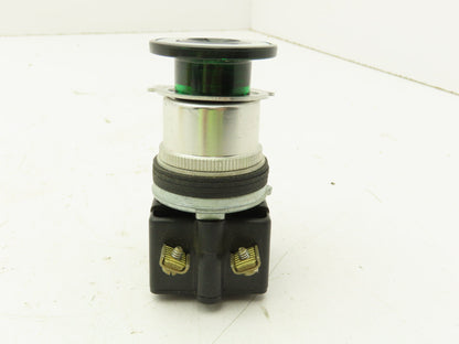 Square D KR-8P1G Illuminated Green Pushbutton Momentary Push-Pull 120V KM1