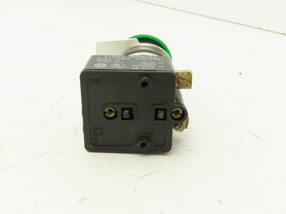 Square D KR-8P1G Illuminated Green Pushbutton Momentary Push-Pull 120V KM1